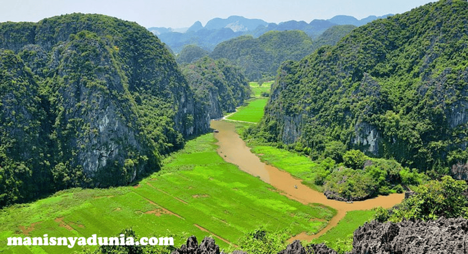 manisnyaduniamanisnyadunia